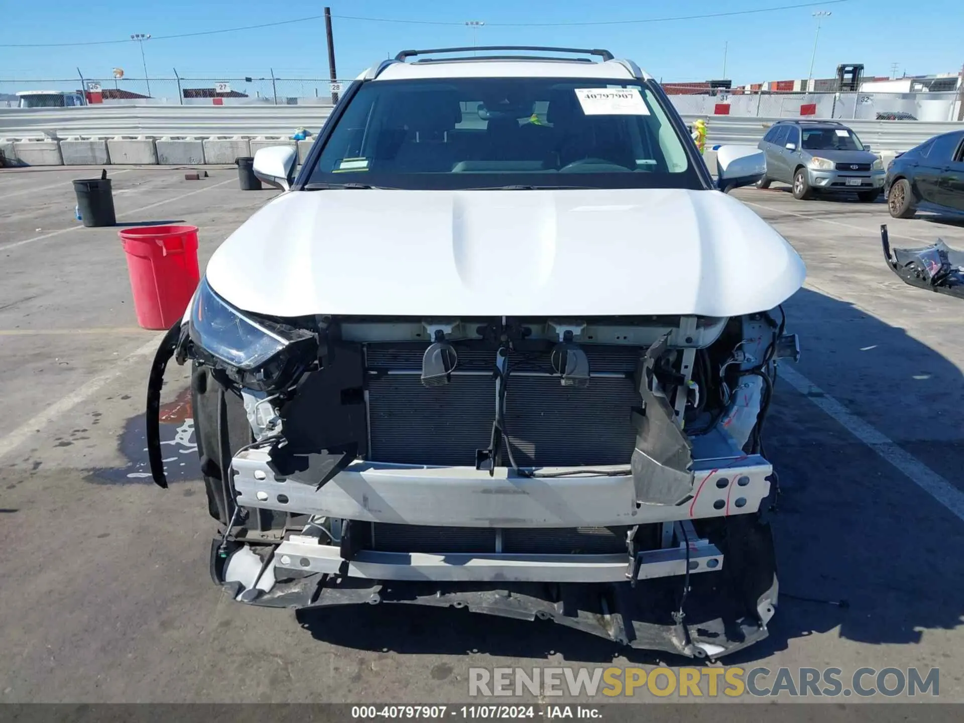 13 Photograph of a damaged car 5TDKDRAH3PS520271 TOYOTA HIGHLANDER 2023