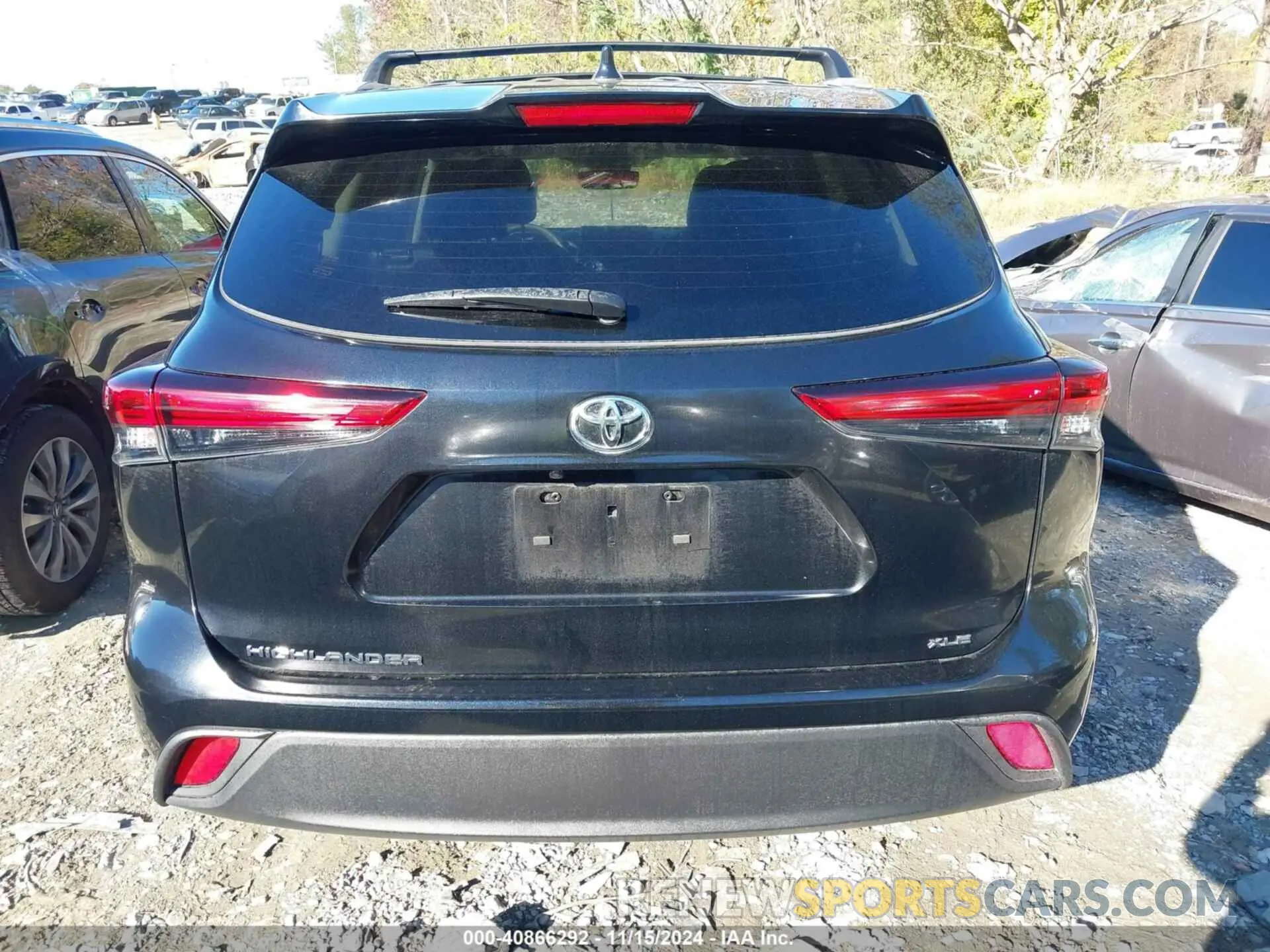 16 Photograph of a damaged car 5TDKDRAH3PS523378 TOYOTA HIGHLANDER 2023