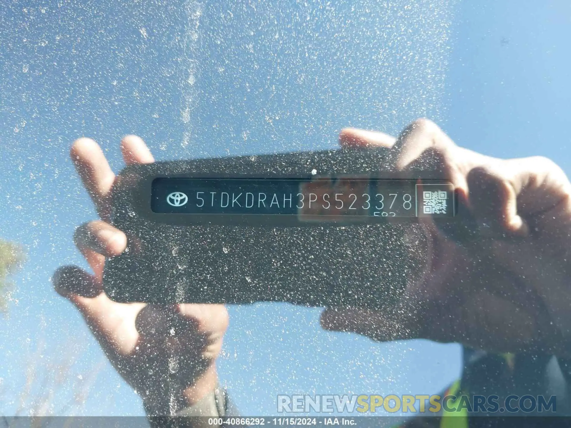 9 Photograph of a damaged car 5TDKDRAH3PS523378 TOYOTA HIGHLANDER 2023