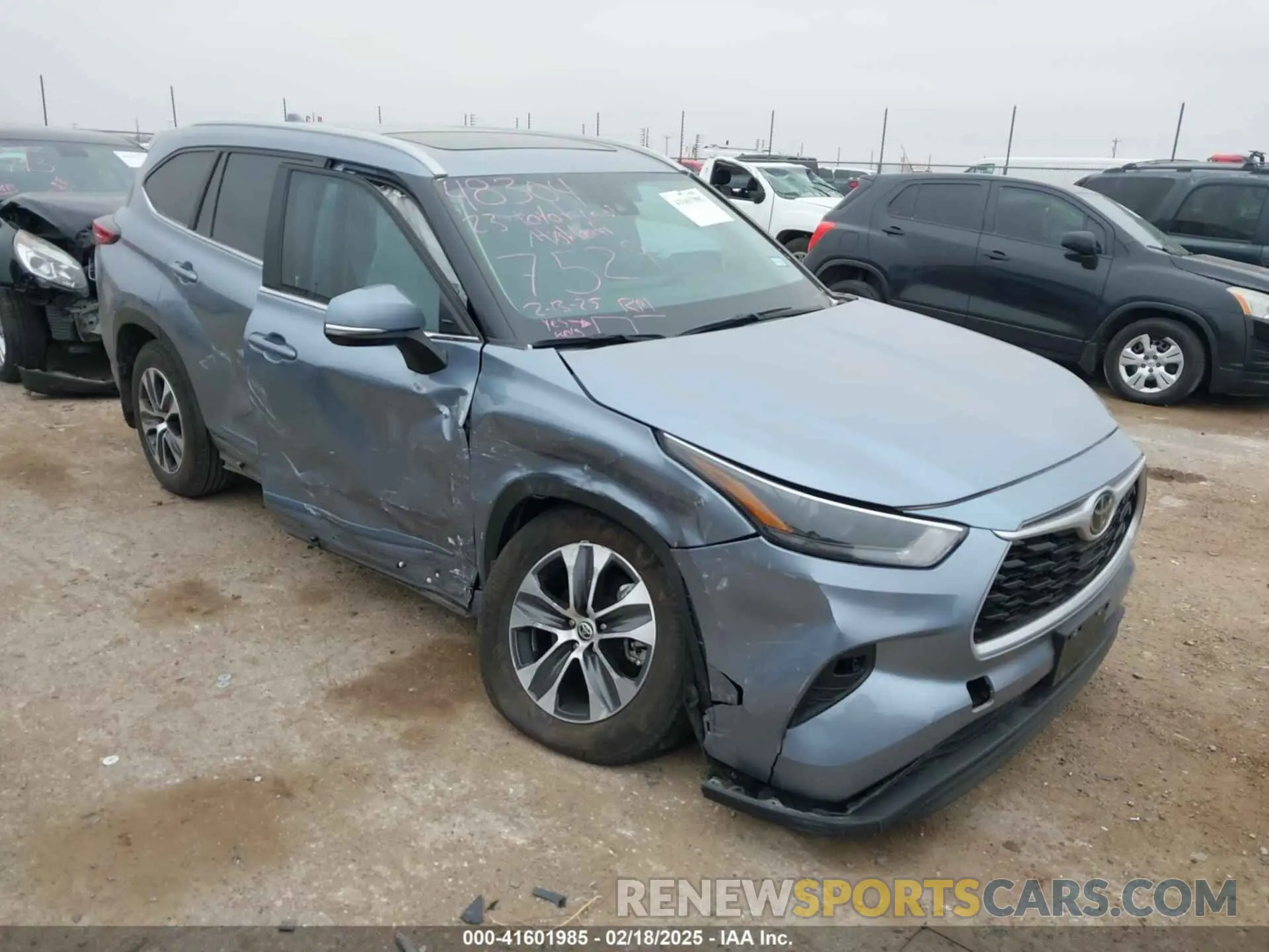 1 Photograph of a damaged car 5TDKDRAH4PS007529 TOYOTA HIGHLANDER 2023
