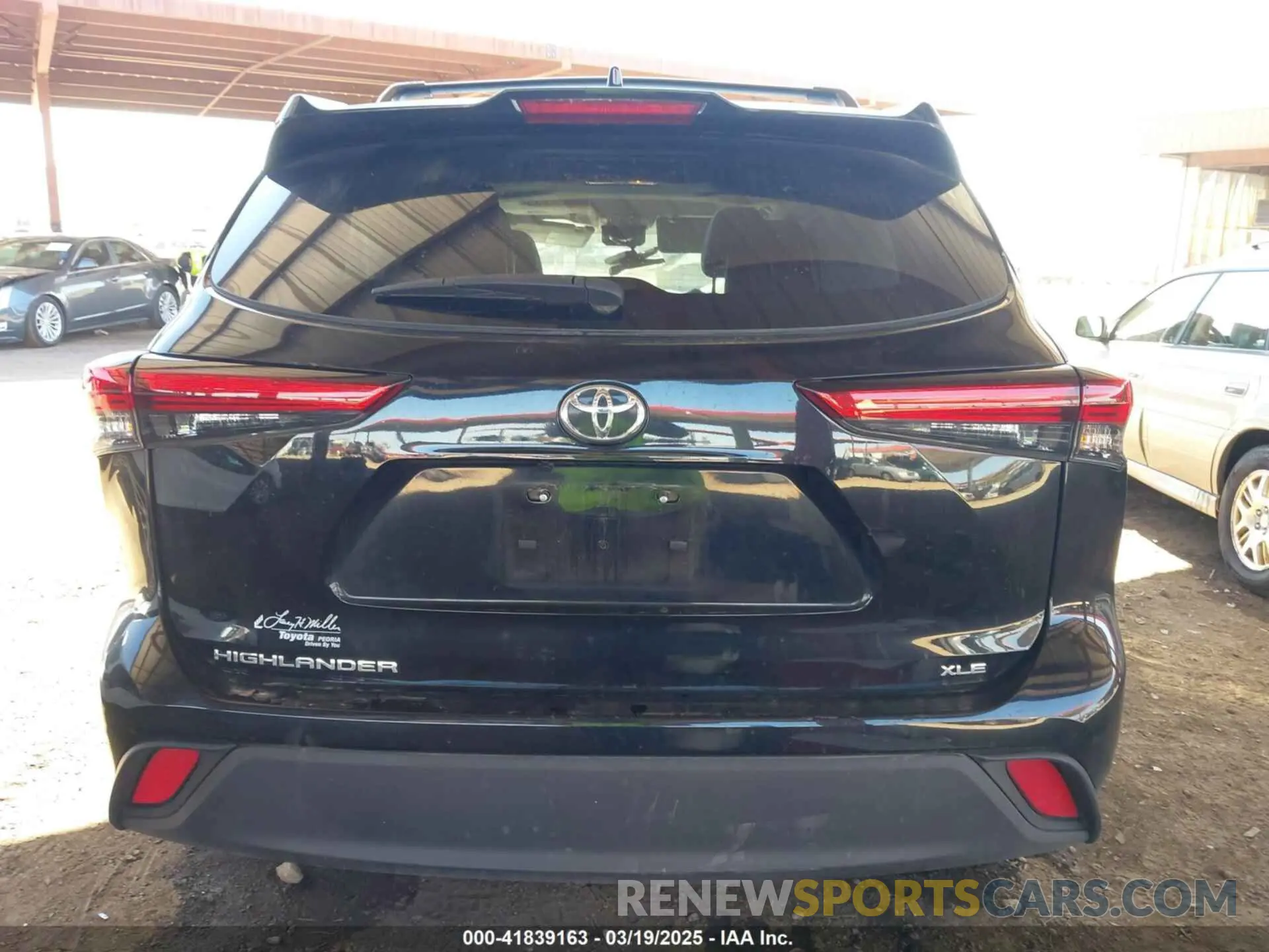 16 Photograph of a damaged car 5TDKDRAH4PS008342 TOYOTA HIGHLANDER 2023