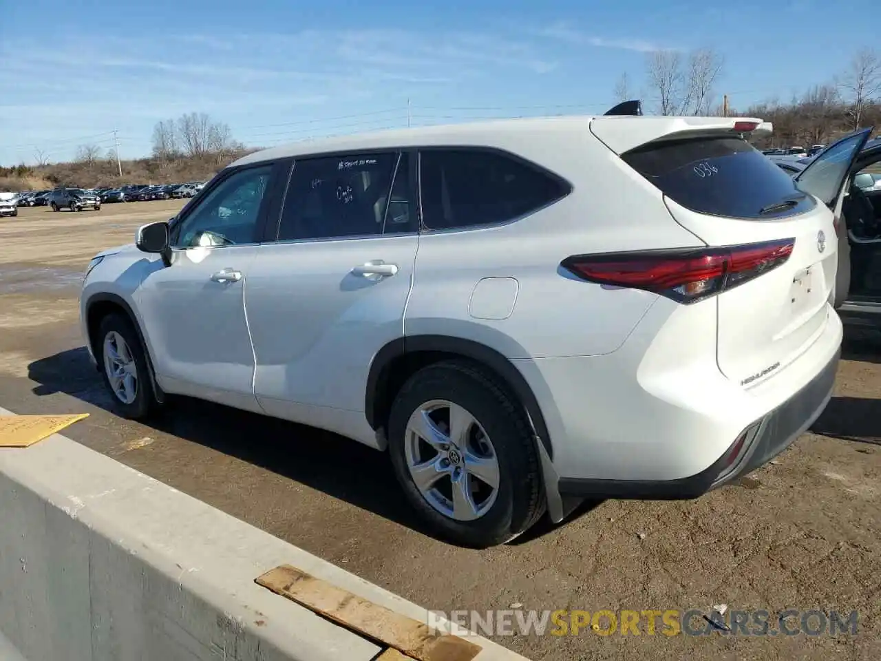 2 Photograph of a damaged car 5TDKDRAH4PS016036 TOYOTA HIGHLANDER 2023