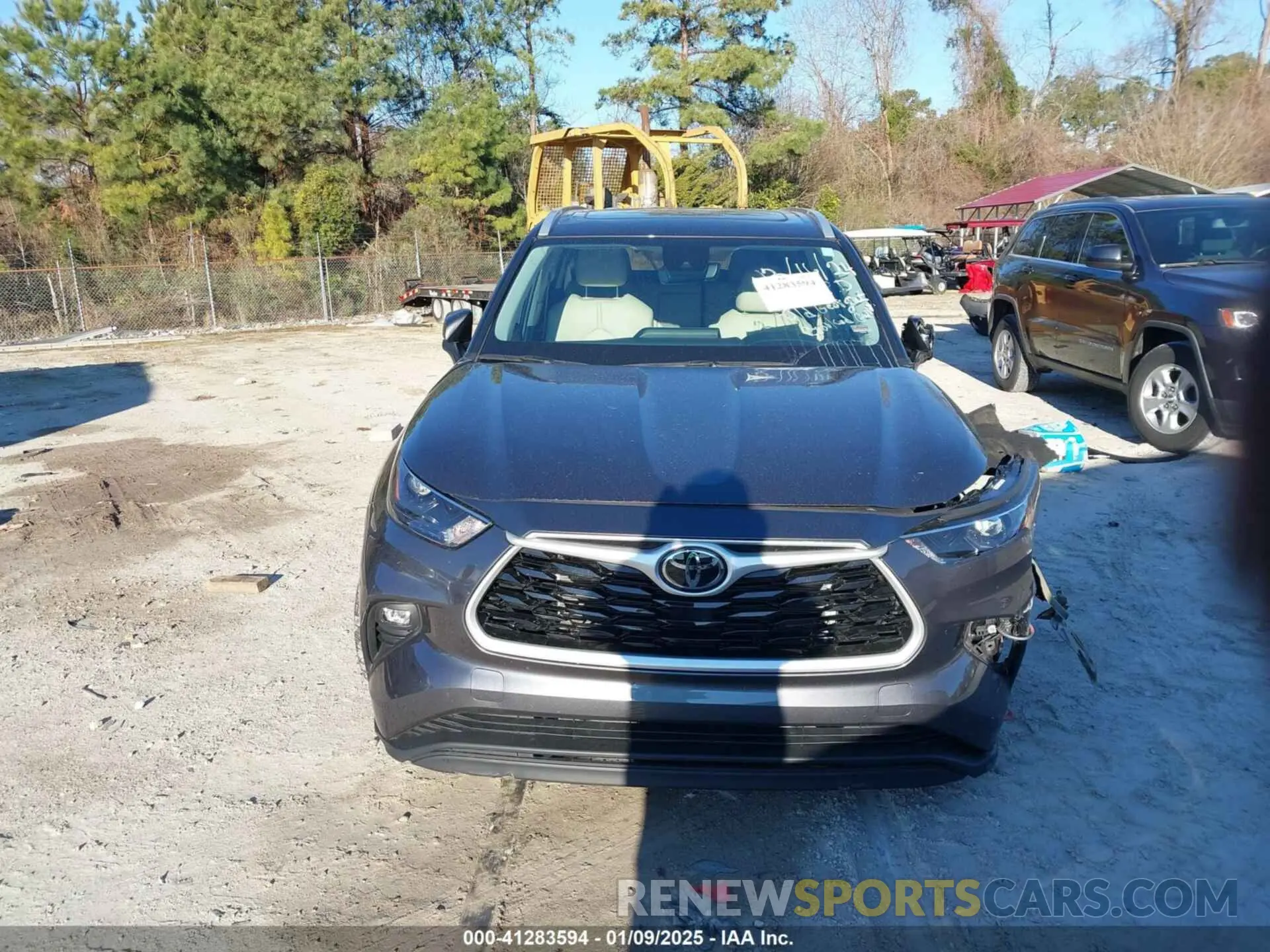 12 Photograph of a damaged car 5TDKDRAH4PS017218 TOYOTA HIGHLANDER 2023