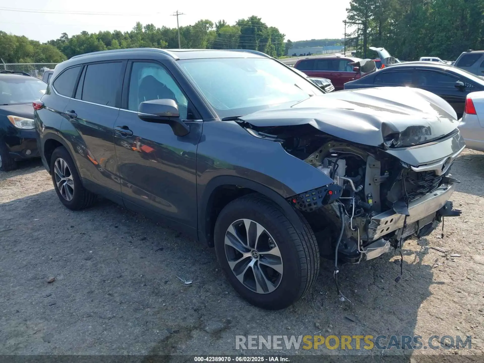 1 Photograph of a damaged car 5TDKDRAH4PS028364 TOYOTA HIGHLANDER 2023