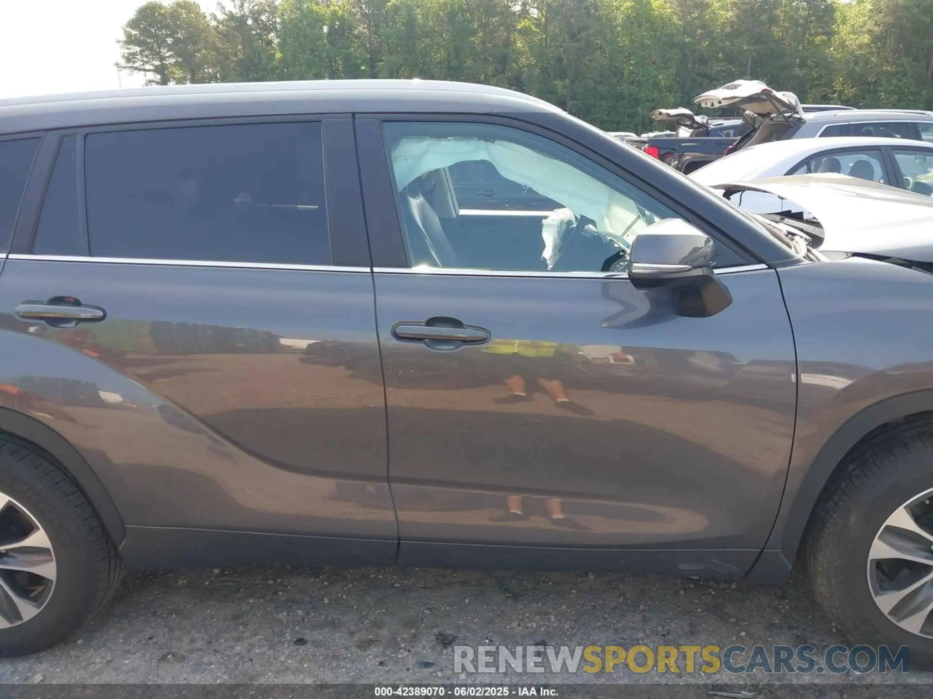 14 Photograph of a damaged car 5TDKDRAH4PS028364 TOYOTA HIGHLANDER 2023