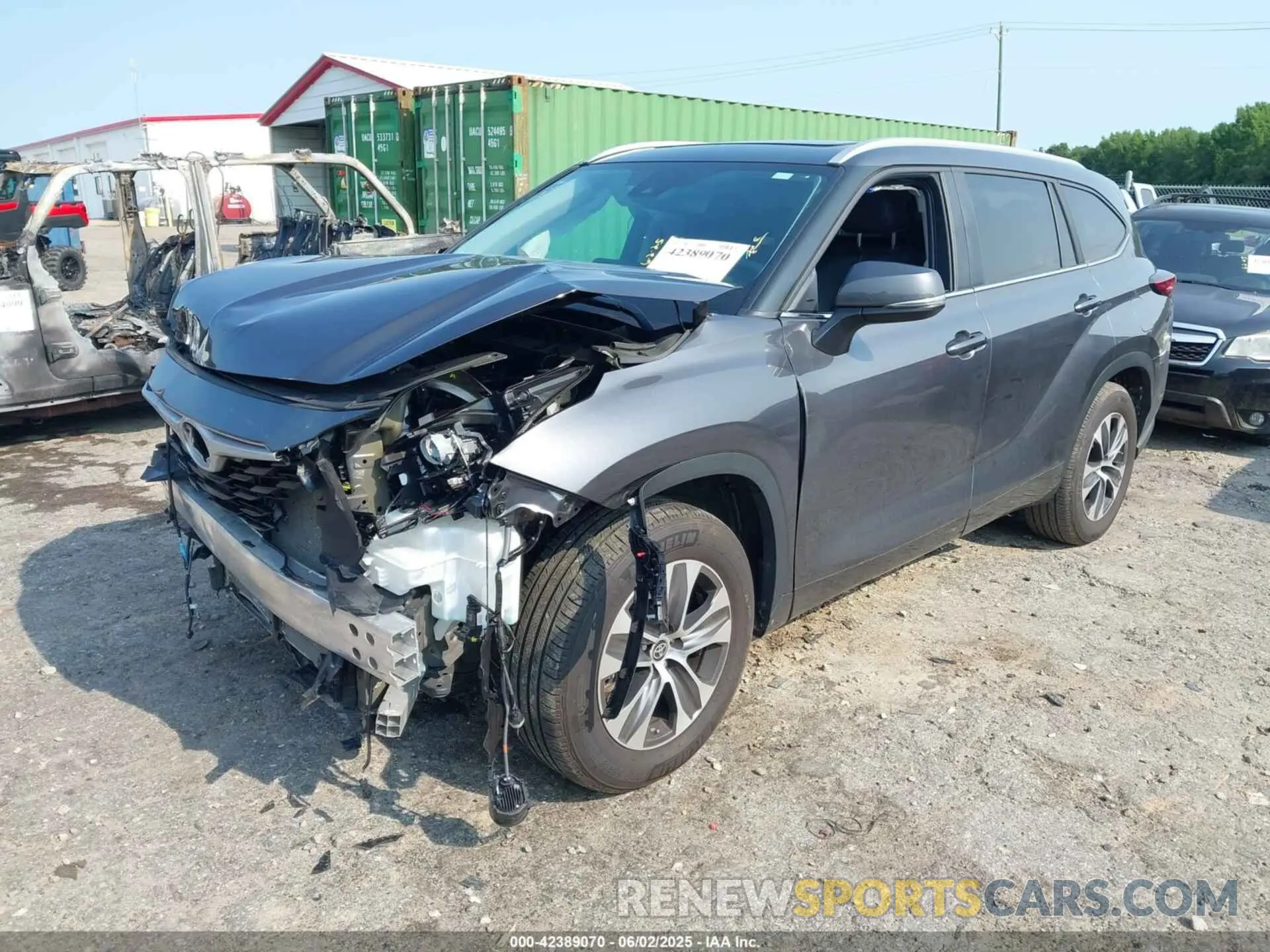 2 Photograph of a damaged car 5TDKDRAH4PS028364 TOYOTA HIGHLANDER 2023