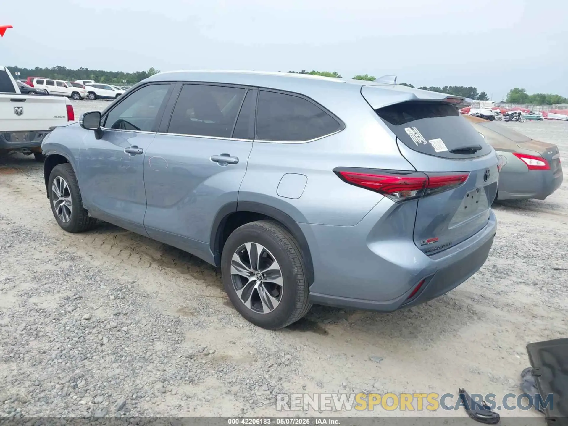 3 Photograph of a damaged car 5TDKDRAH4PS040014 TOYOTA HIGHLANDER 2023