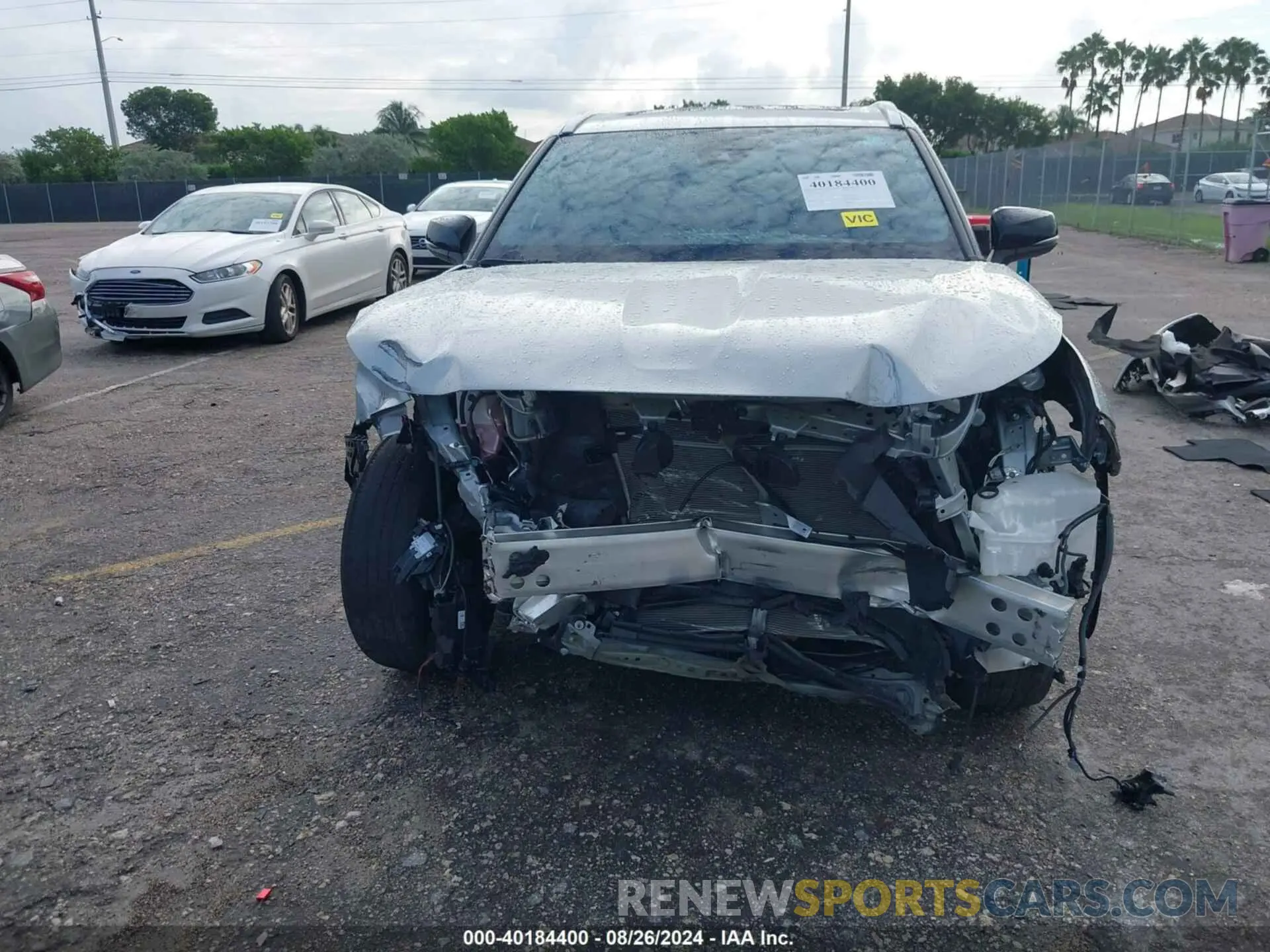 13 Photograph of a damaged car 5TDKDRAH4PS519453 TOYOTA HIGHLANDER 2023