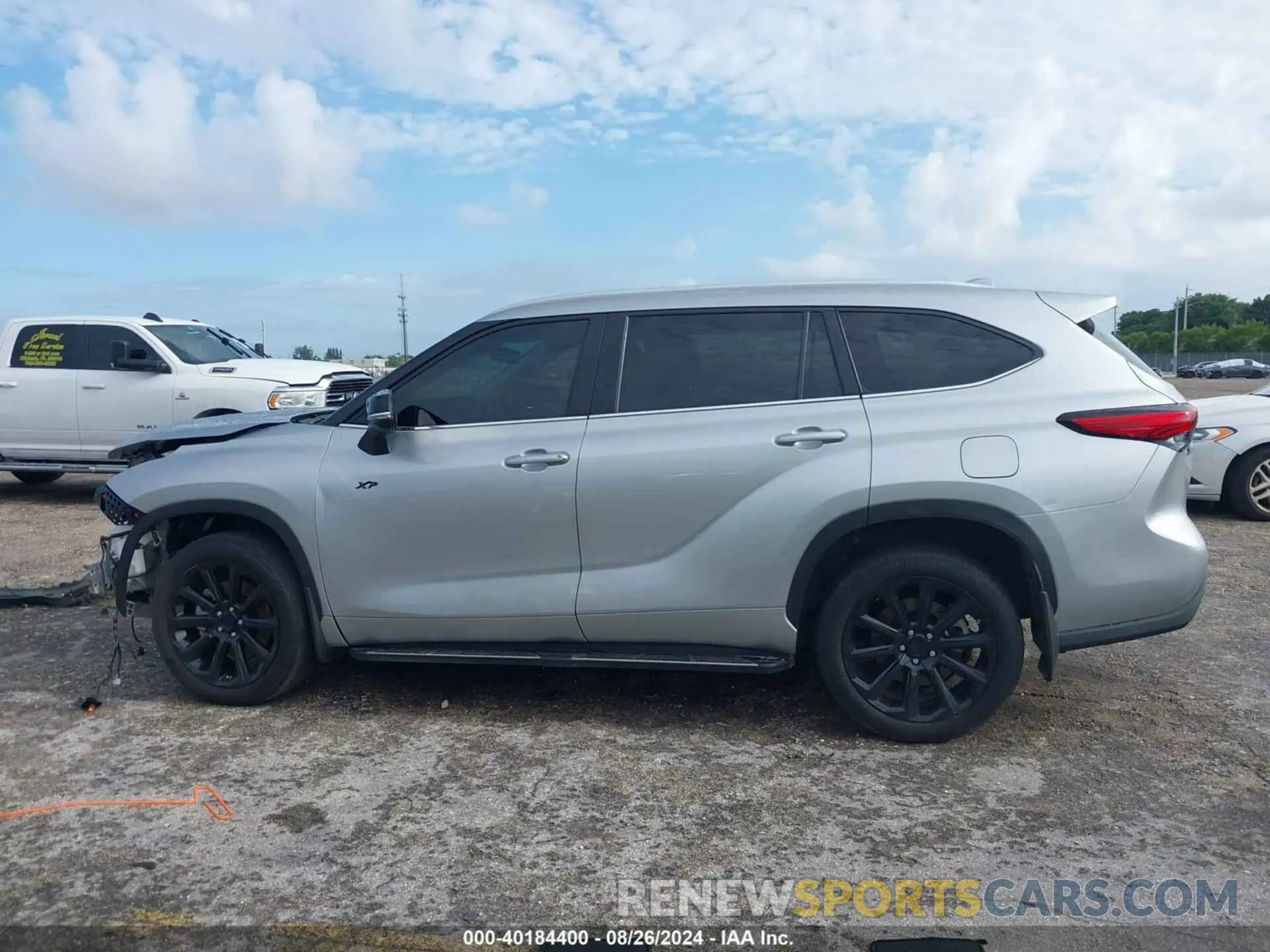 15 Photograph of a damaged car 5TDKDRAH4PS519453 TOYOTA HIGHLANDER 2023