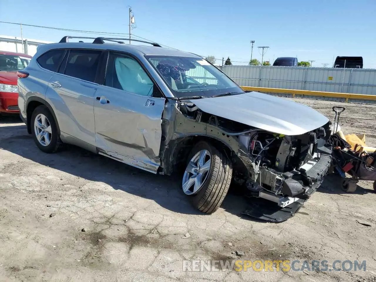 4 Photograph of a damaged car 5TDKDRAH5PS020564 TOYOTA HIGHLANDER 2023