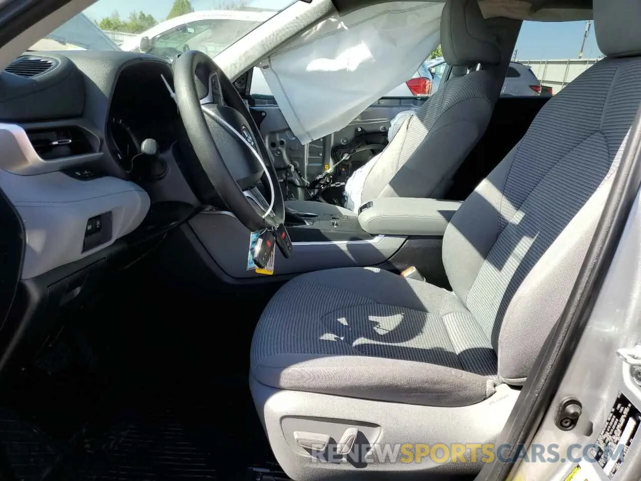 7 Photograph of a damaged car 5TDKDRAH5PS020564 TOYOTA HIGHLANDER 2023