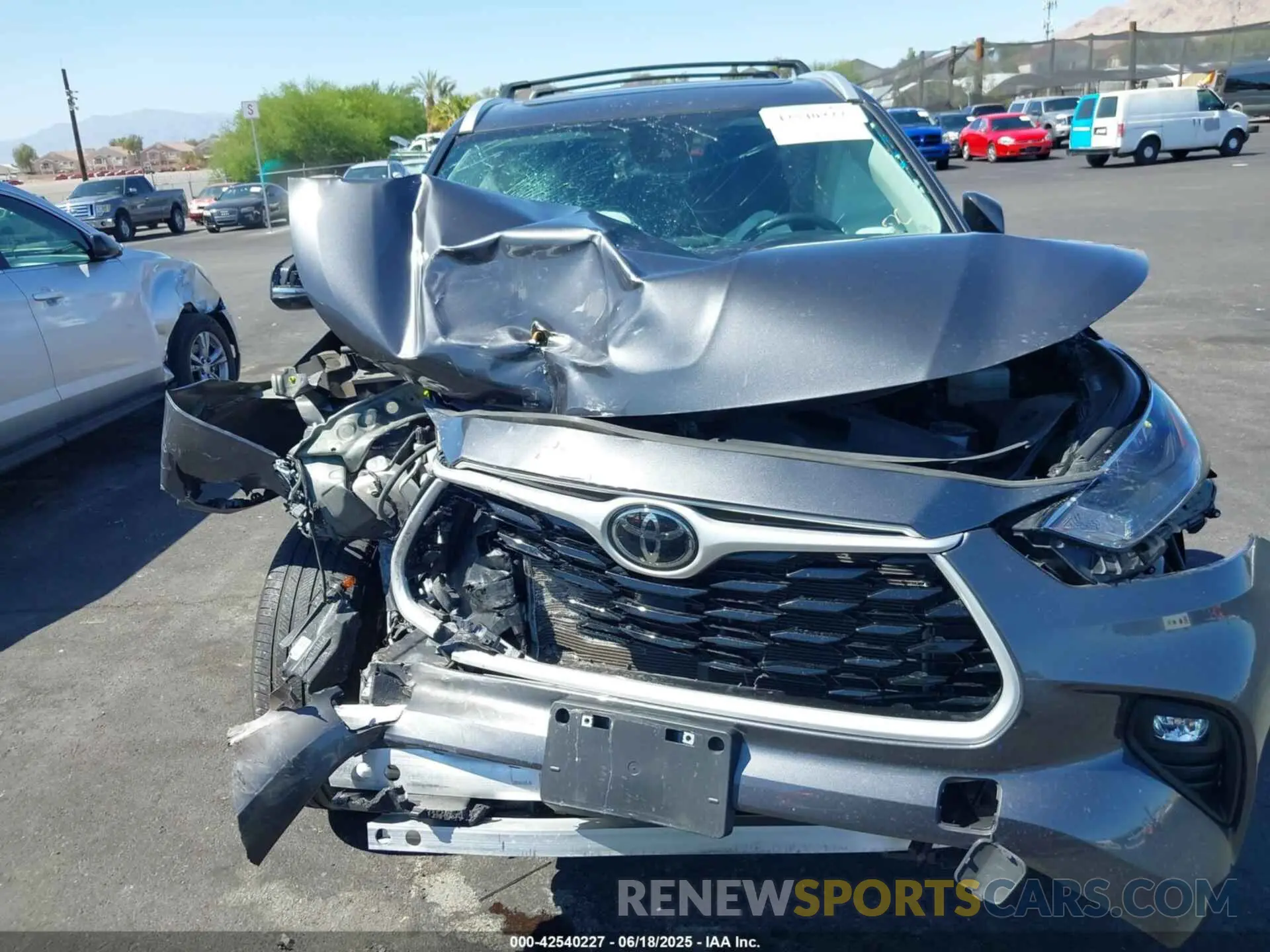 6 Photograph of a damaged car 5TDKDRAH5PS028891 TOYOTA HIGHLANDER 2023