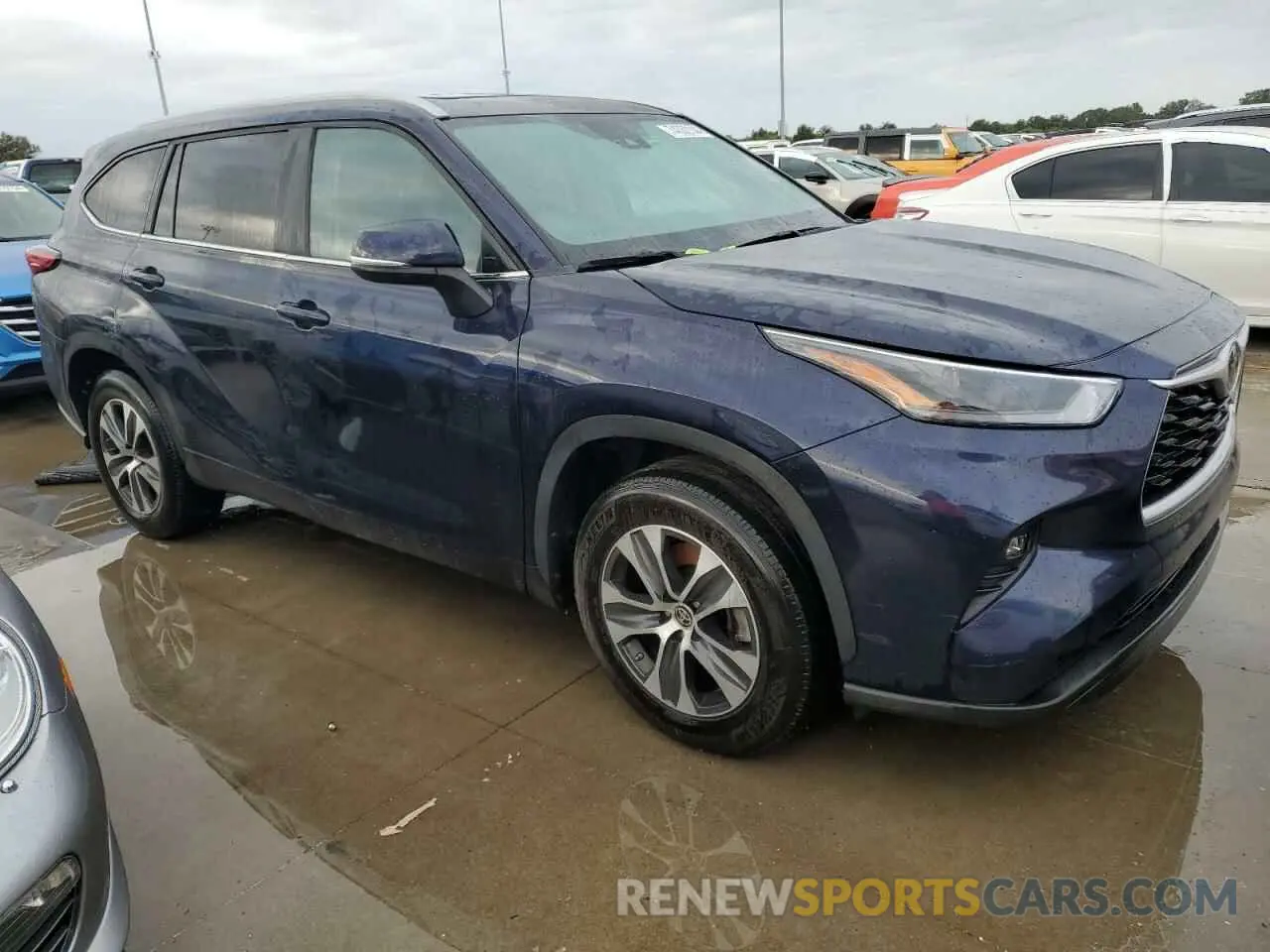 4 Photograph of a damaged car 5TDKDRAH5PS033802 TOYOTA HIGHLANDER 2023