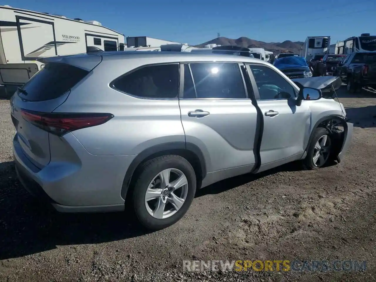 3 Photograph of a damaged car 5TDKDRAH5PS037137 TOYOTA HIGHLANDER 2023