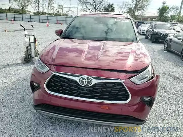 12 Photograph of a damaged car 5TDKDRAH5PS038630 TOYOTA HIGHLANDER 2023