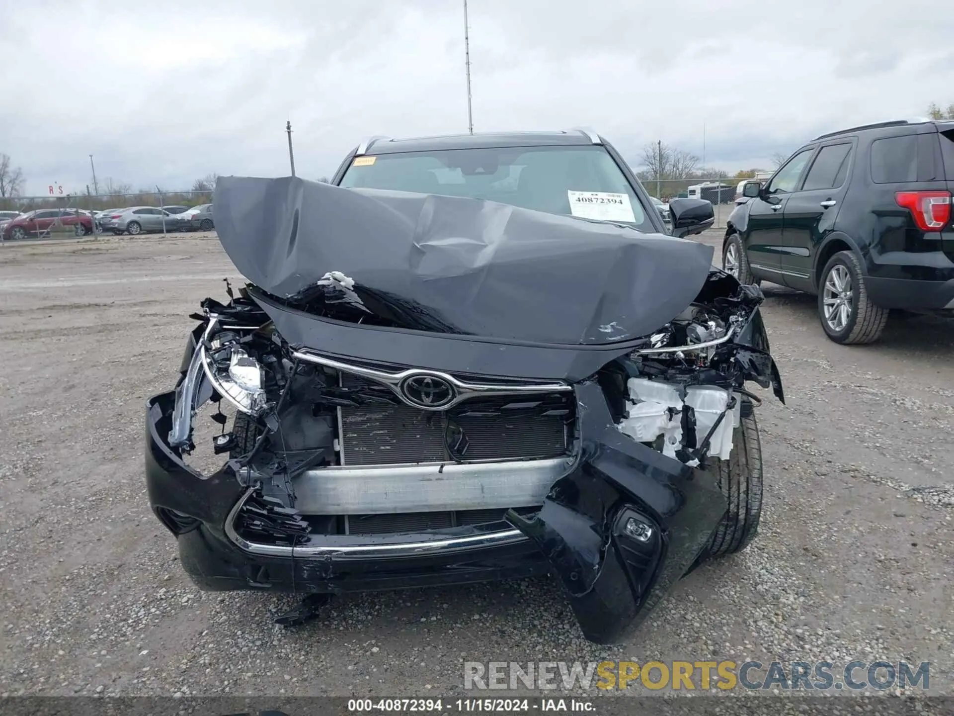 13 Photograph of a damaged car 5TDKDRAH5PS041799 TOYOTA HIGHLANDER 2023