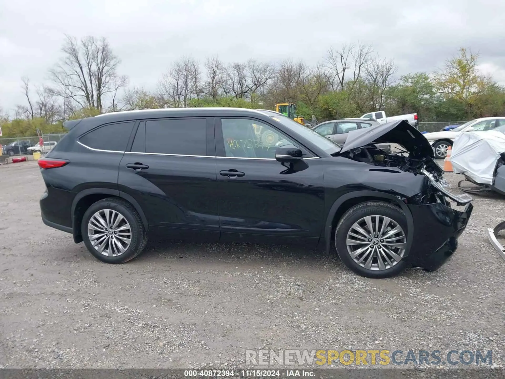 14 Photograph of a damaged car 5TDKDRAH5PS041799 TOYOTA HIGHLANDER 2023