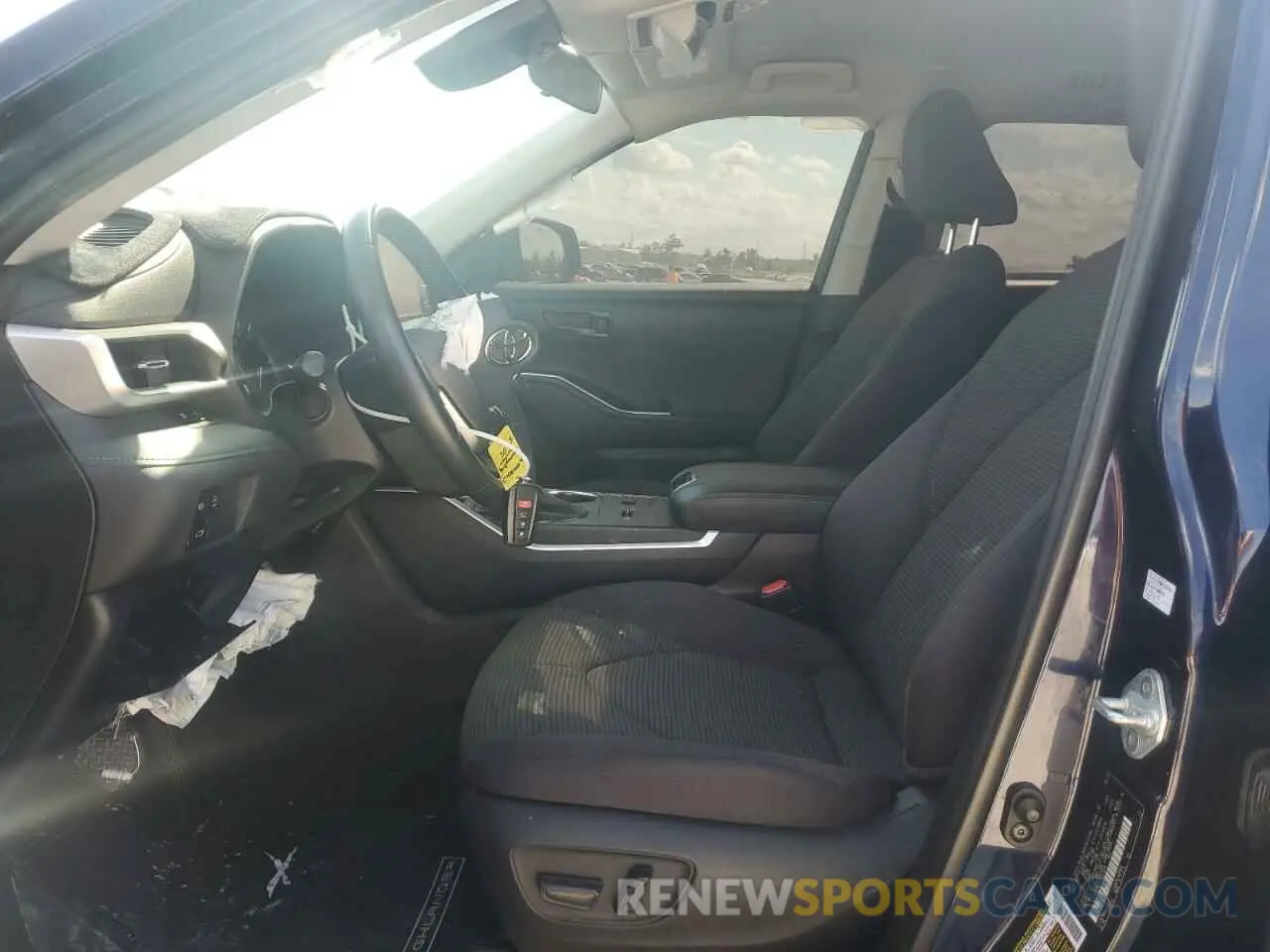 7 Photograph of a damaged car 5TDKDRAH5PS041849 TOYOTA HIGHLANDER 2023