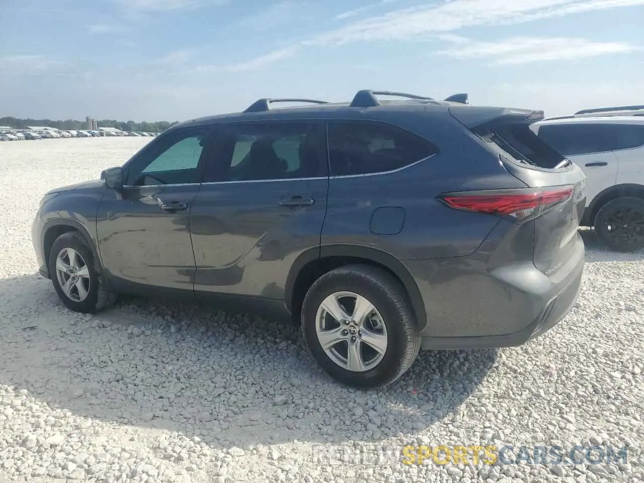 2 Photograph of a damaged car 5TDKDRAH5PS523009 TOYOTA HIGHLANDER 2023