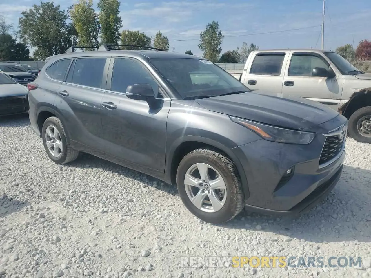 4 Photograph of a damaged car 5TDKDRAH5PS523009 TOYOTA HIGHLANDER 2023