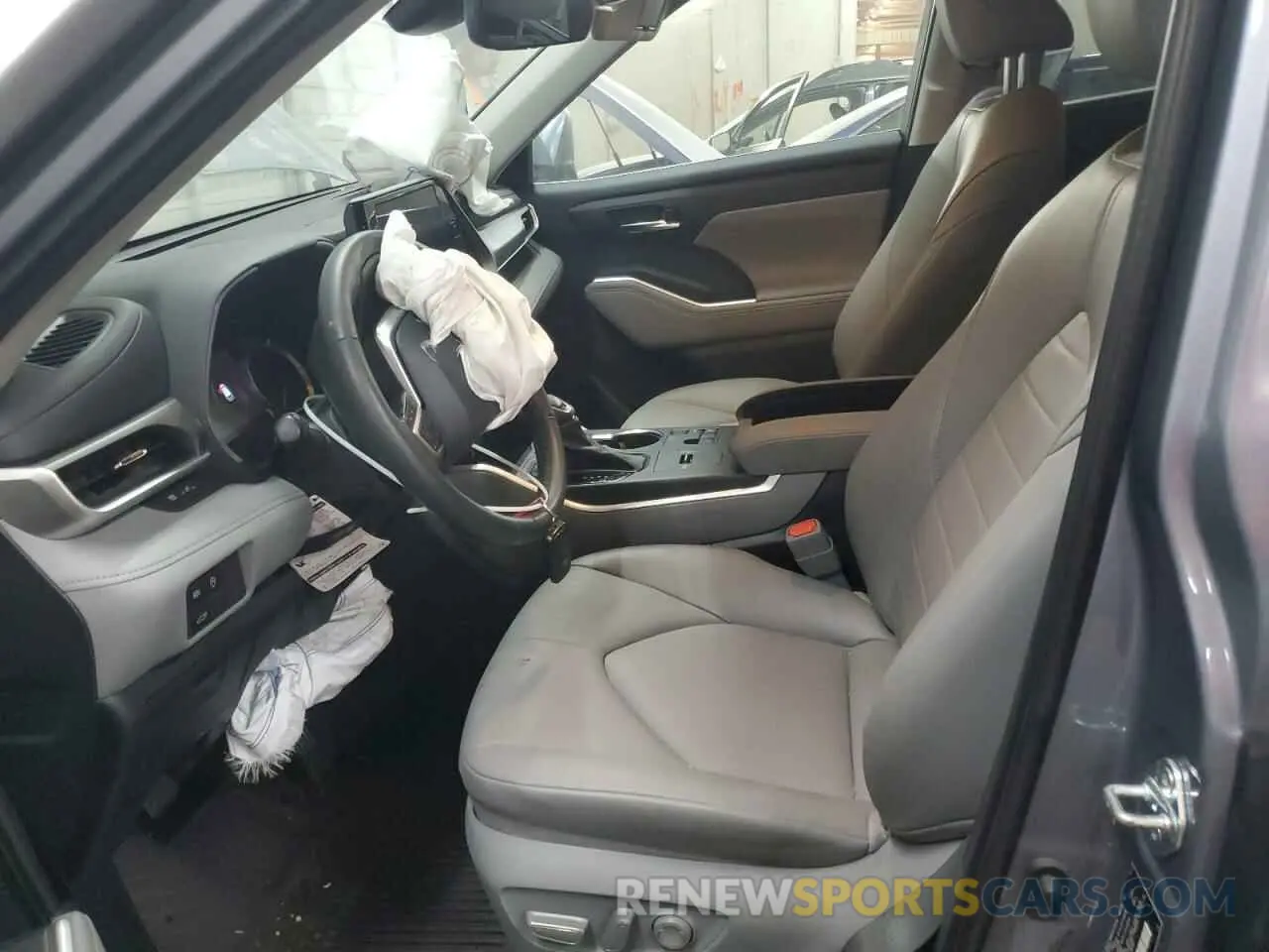 7 Photograph of a damaged car 5TDKDRAH6PS001750 TOYOTA HIGHLANDER 2023
