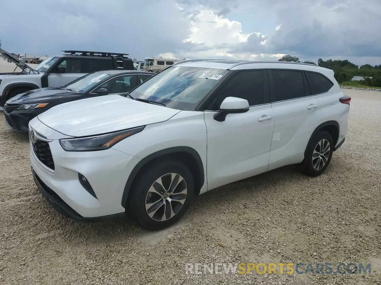 1 Photograph of a damaged car 5TDKDRAH6PS009122 TOYOTA HIGHLANDER 2023
