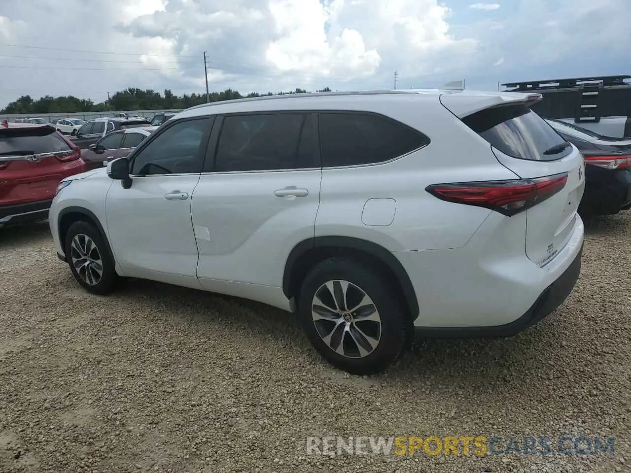 2 Photograph of a damaged car 5TDKDRAH6PS009122 TOYOTA HIGHLANDER 2023