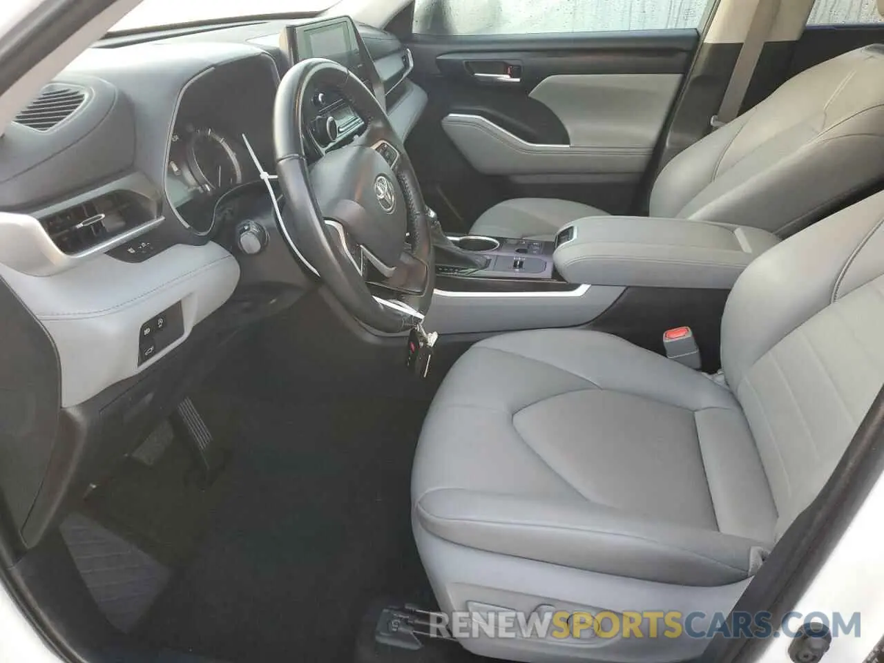 7 Photograph of a damaged car 5TDKDRAH6PS009122 TOYOTA HIGHLANDER 2023