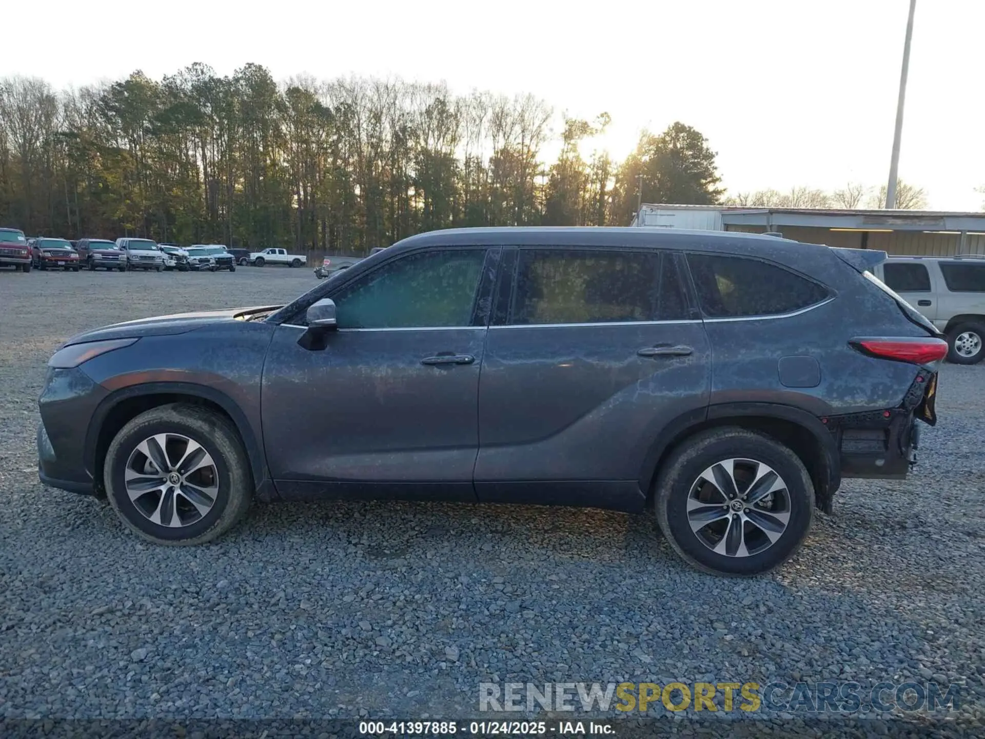 14 Photograph of a damaged car 5TDKDRAH6PS031105 TOYOTA HIGHLANDER 2023