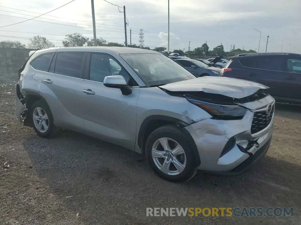 4 Photograph of a damaged car 5TDKDRAH6PS041875 TOYOTA HIGHLANDER 2023
