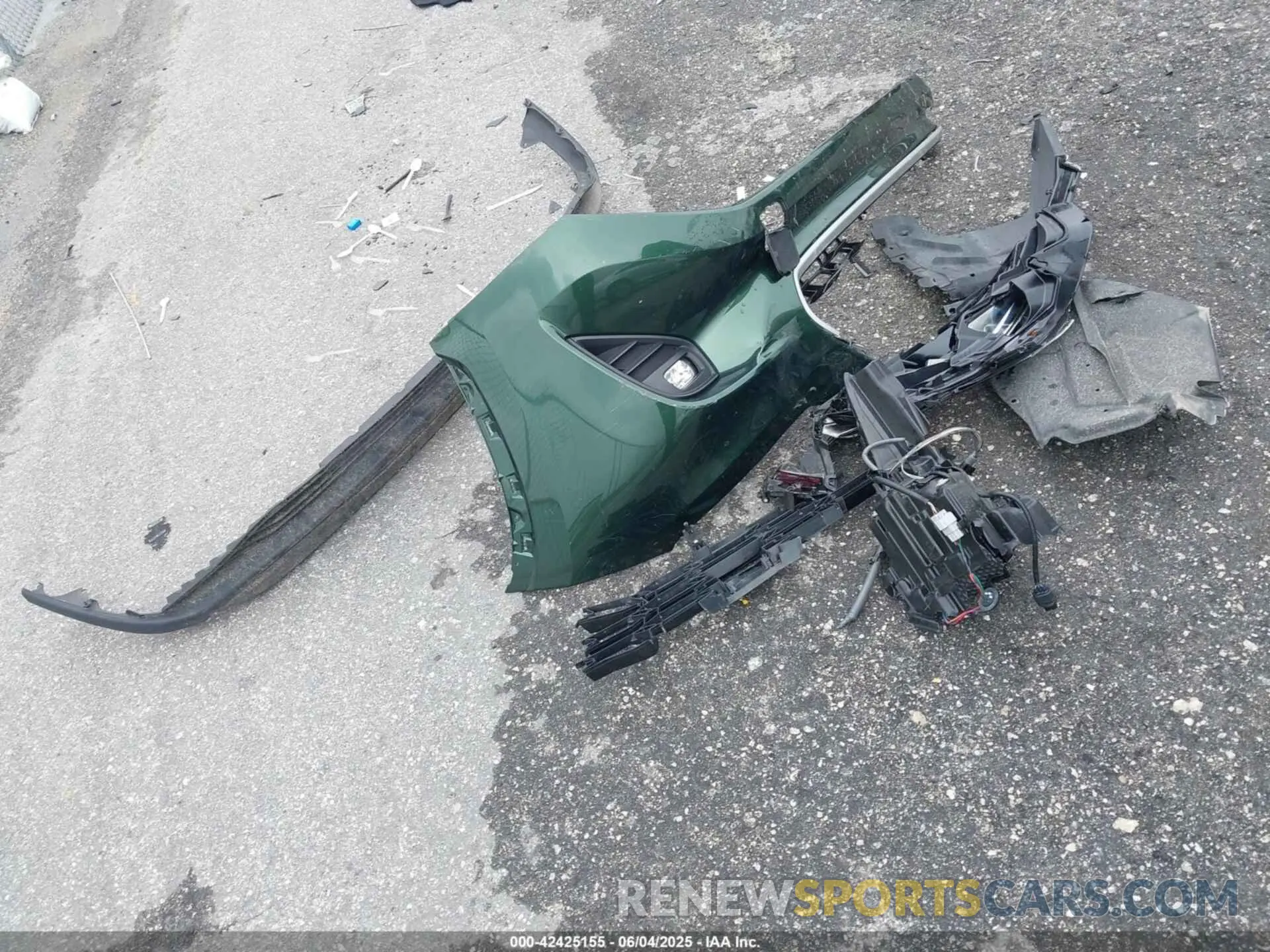 11 Photograph of a damaged car 5TDKDRAH6PS505411 TOYOTA HIGHLANDER 2023