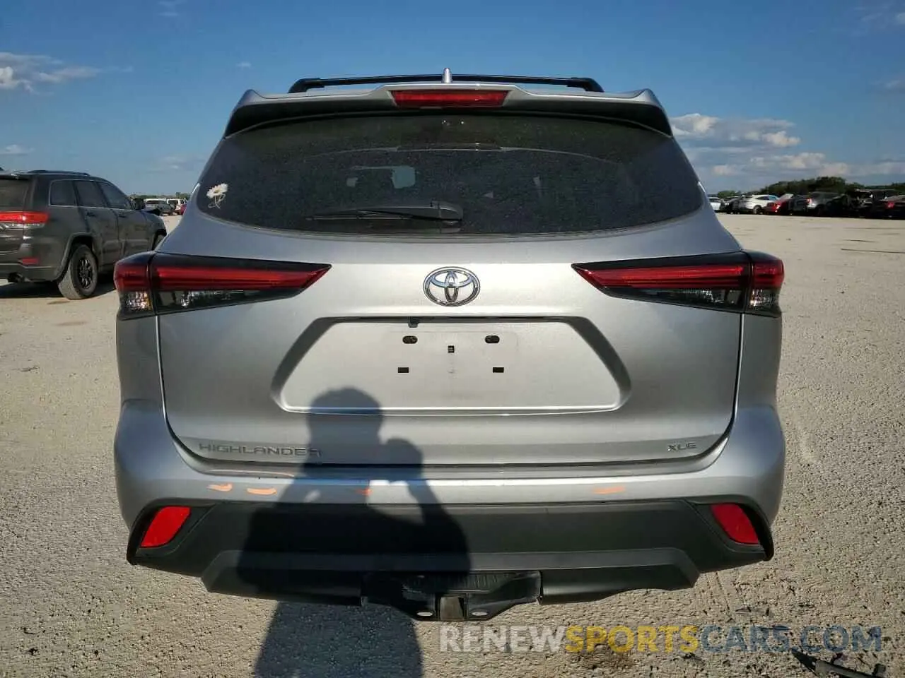 6 Photograph of a damaged car 5TDKDRAH6PS518689 TOYOTA HIGHLANDER 2023