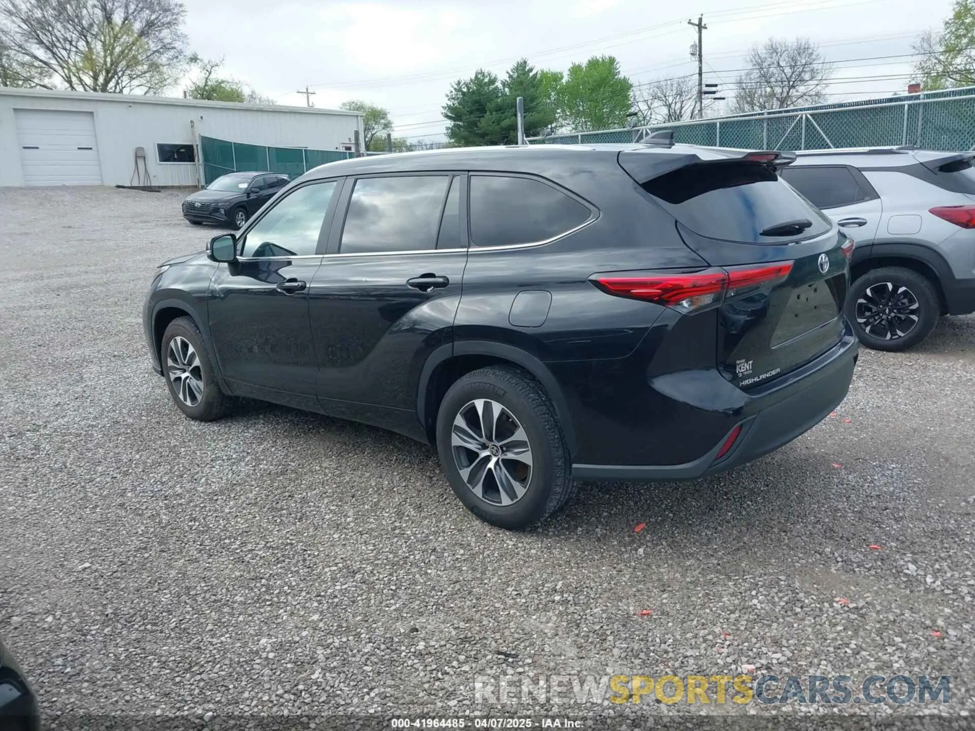 3 Photograph of a damaged car 5TDKDRAH7PS013454 TOYOTA HIGHLANDER 2023