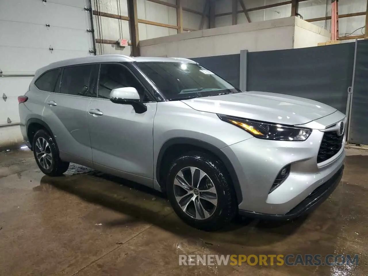 4 Photograph of a damaged car 5TDKDRAH7PS029959 TOYOTA HIGHLANDER 2023