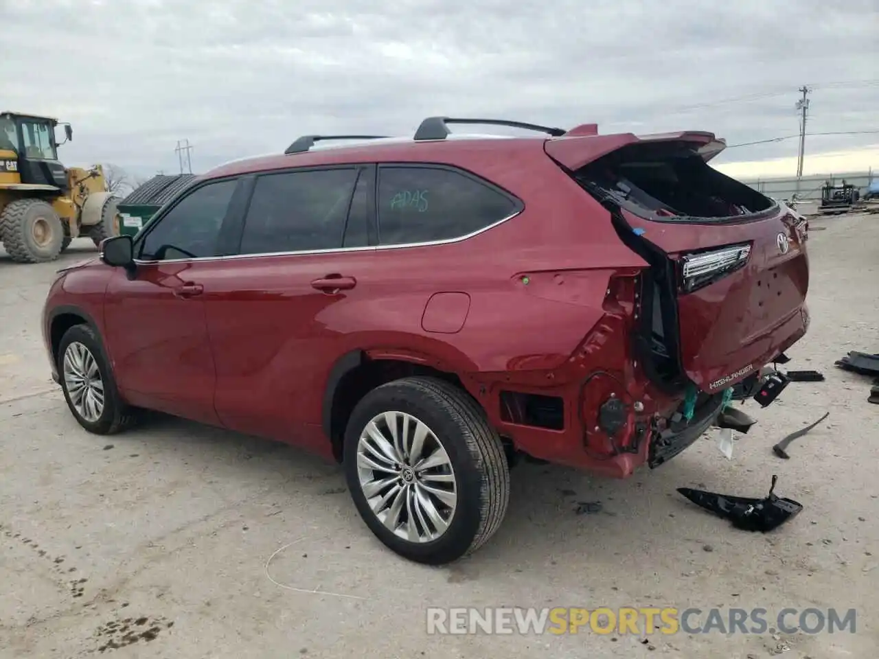 2 Photograph of a damaged car 5TDKDRAH7PS040251 TOYOTA HIGHLANDER 2023