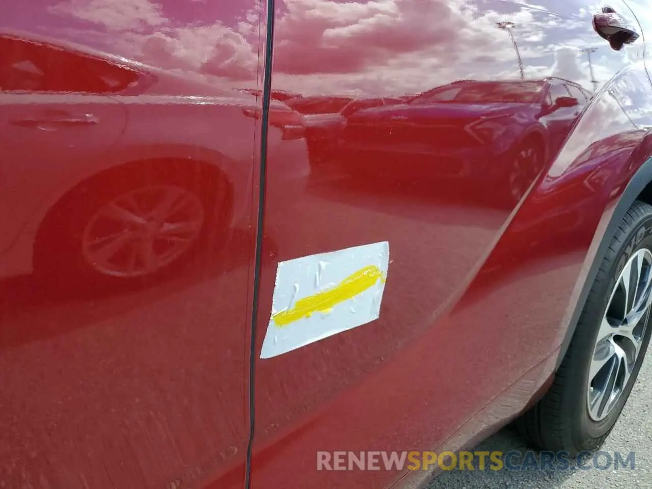 13 Photograph of a damaged car 5TDKDRAH7PS041125 TOYOTA HIGHLANDER 2023