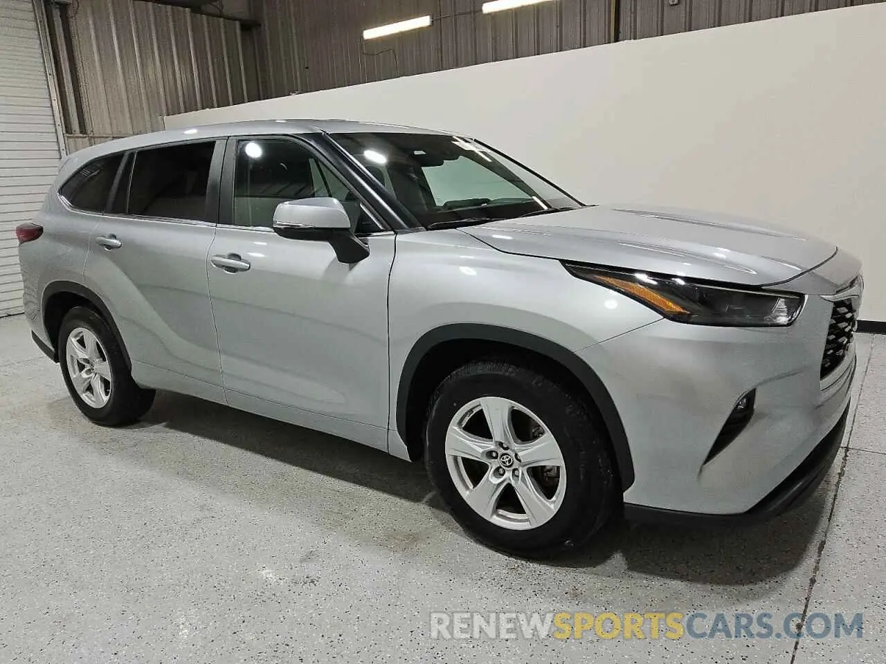 4 Photograph of a damaged car 5TDKDRAH7PS502727 TOYOTA HIGHLANDER 2023