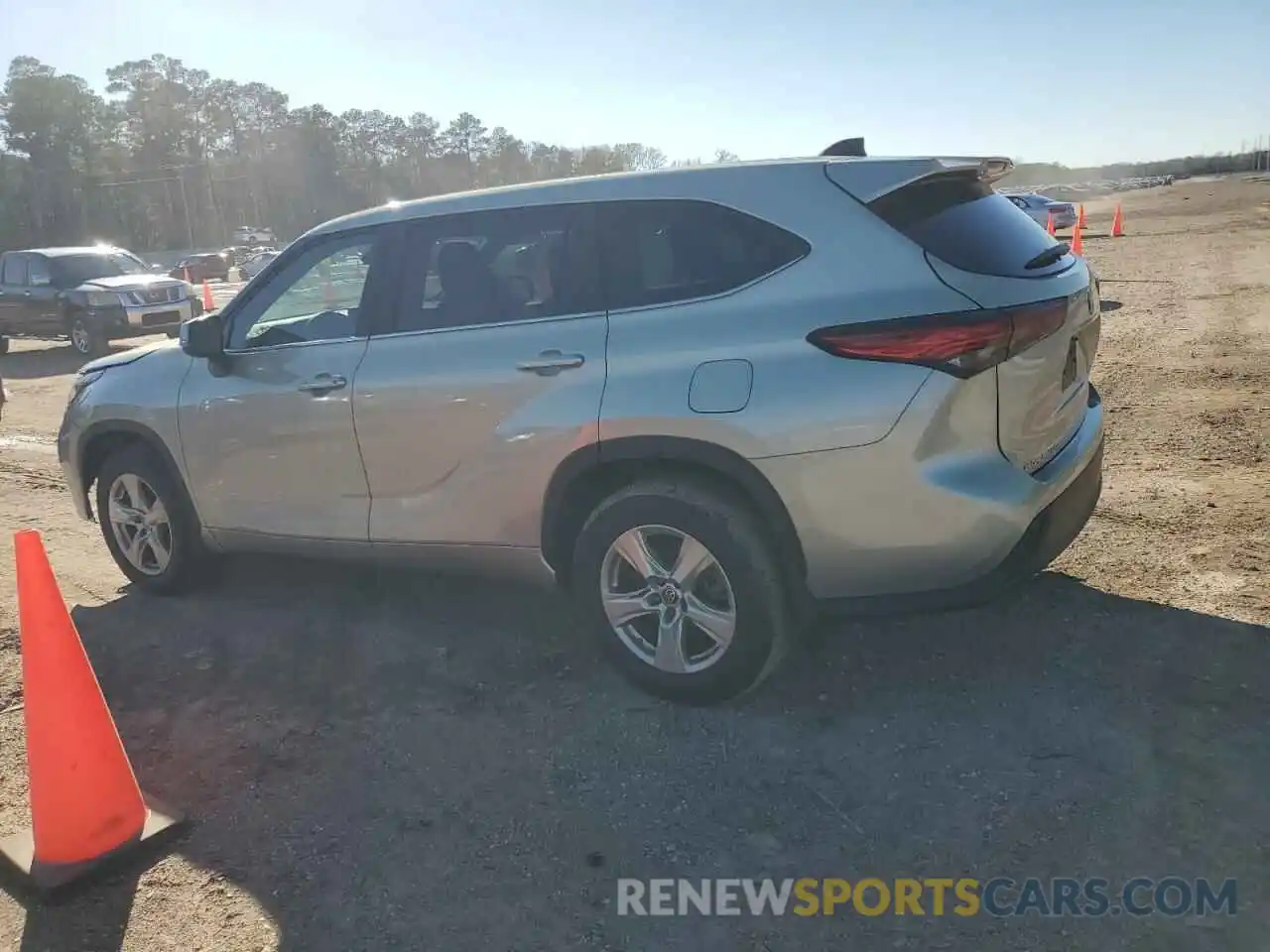 2 Photograph of a damaged car 5TDKDRAH7PS505613 TOYOTA HIGHLANDER 2023