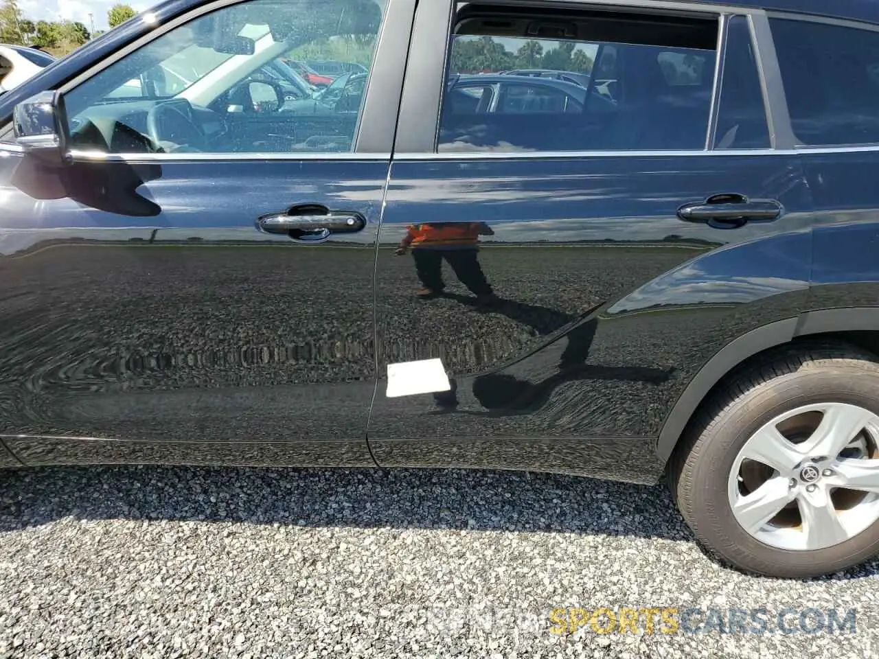13 Photograph of a damaged car 5TDKDRAH7PS513078 TOYOTA HIGHLANDER 2023