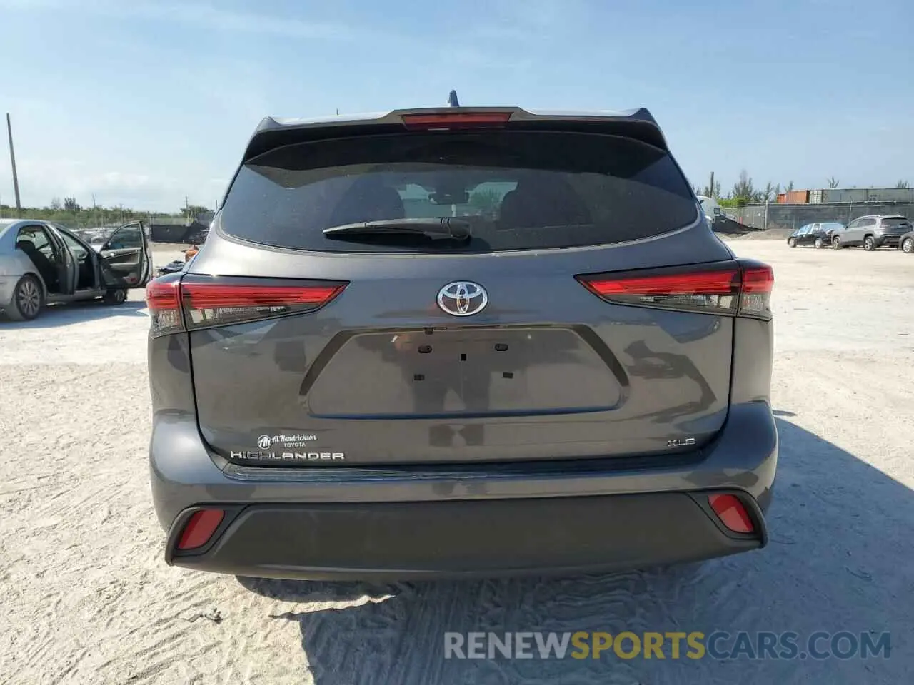 6 Photograph of a damaged car 5TDKDRAH7PS520564 TOYOTA HIGHLANDER 2023