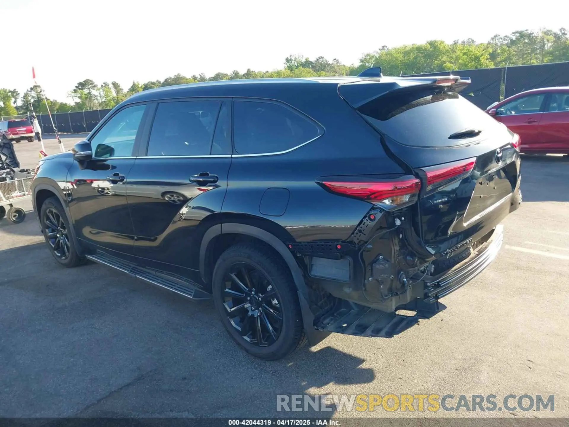 3 Photograph of a damaged car 5TDKDRAH7PS525179 TOYOTA HIGHLANDER 2023