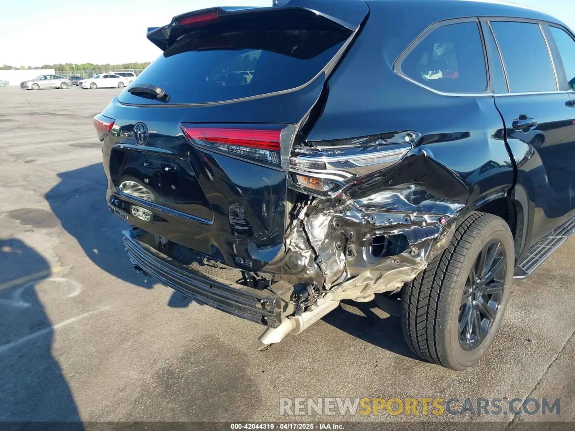 6 Photograph of a damaged car 5TDKDRAH7PS525179 TOYOTA HIGHLANDER 2023