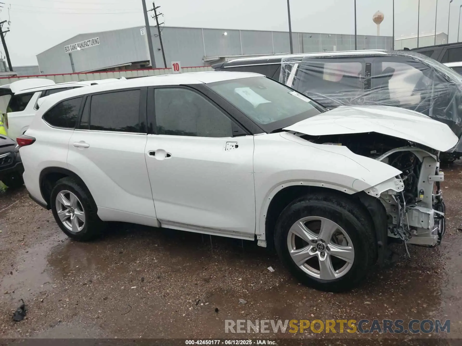 14 Photograph of a damaged car 5TDKDRAH8PS022728 TOYOTA HIGHLANDER 2023