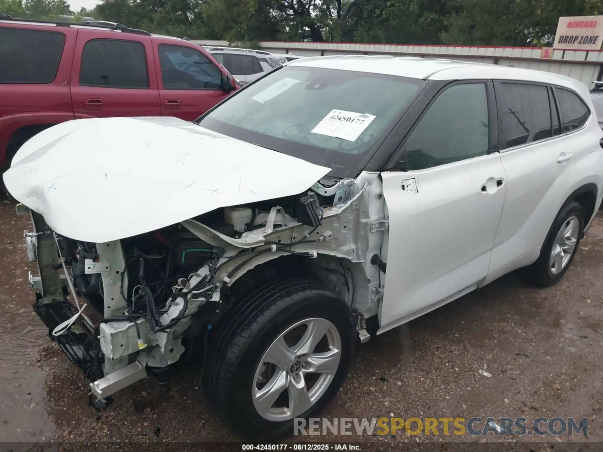 6 Photograph of a damaged car 5TDKDRAH8PS022728 TOYOTA HIGHLANDER 2023