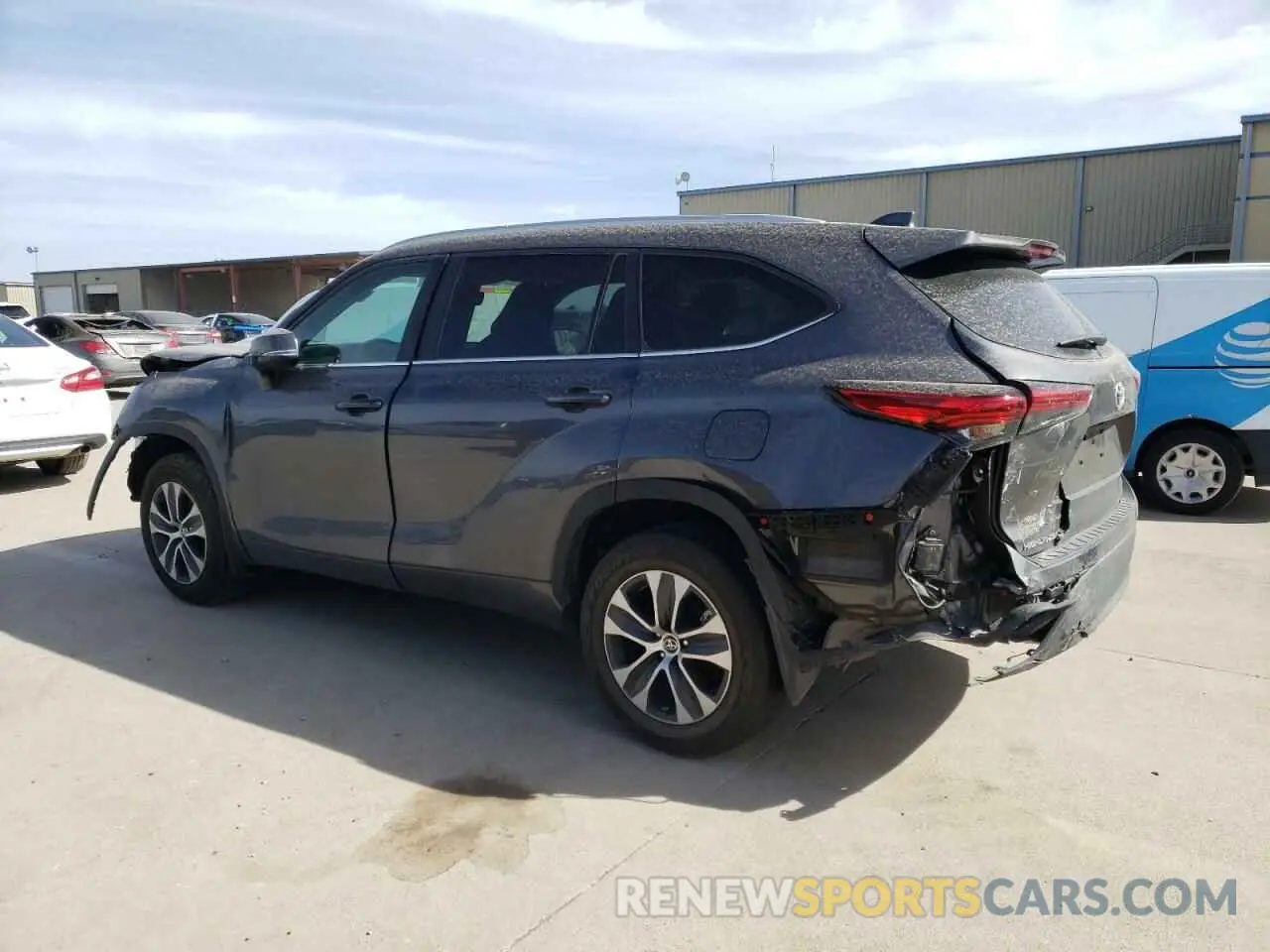2 Photograph of a damaged car 5TDKDRAH8PS034779 TOYOTA HIGHLANDER 2023