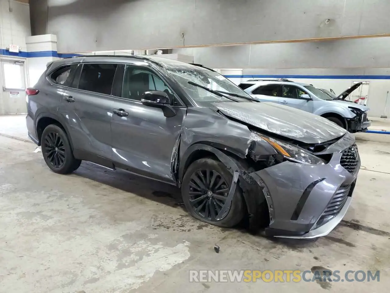 4 Photograph of a damaged car 5TDKDRAH8PS508441 TOYOTA HIGHLANDER 2023
