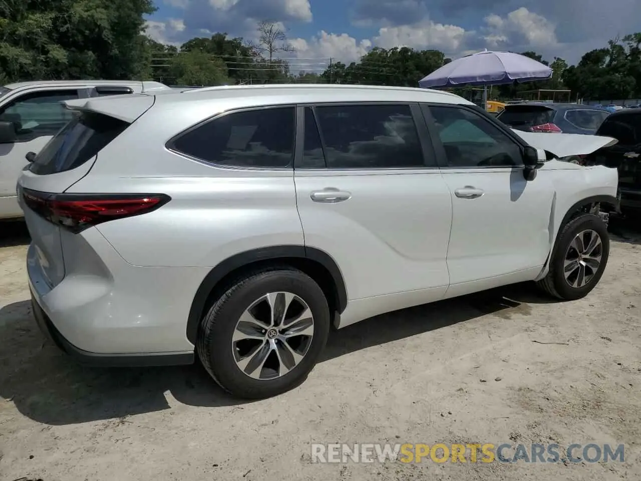 3 Photograph of a damaged car 5TDKDRAH9PS025394 TOYOTA HIGHLANDER 2023