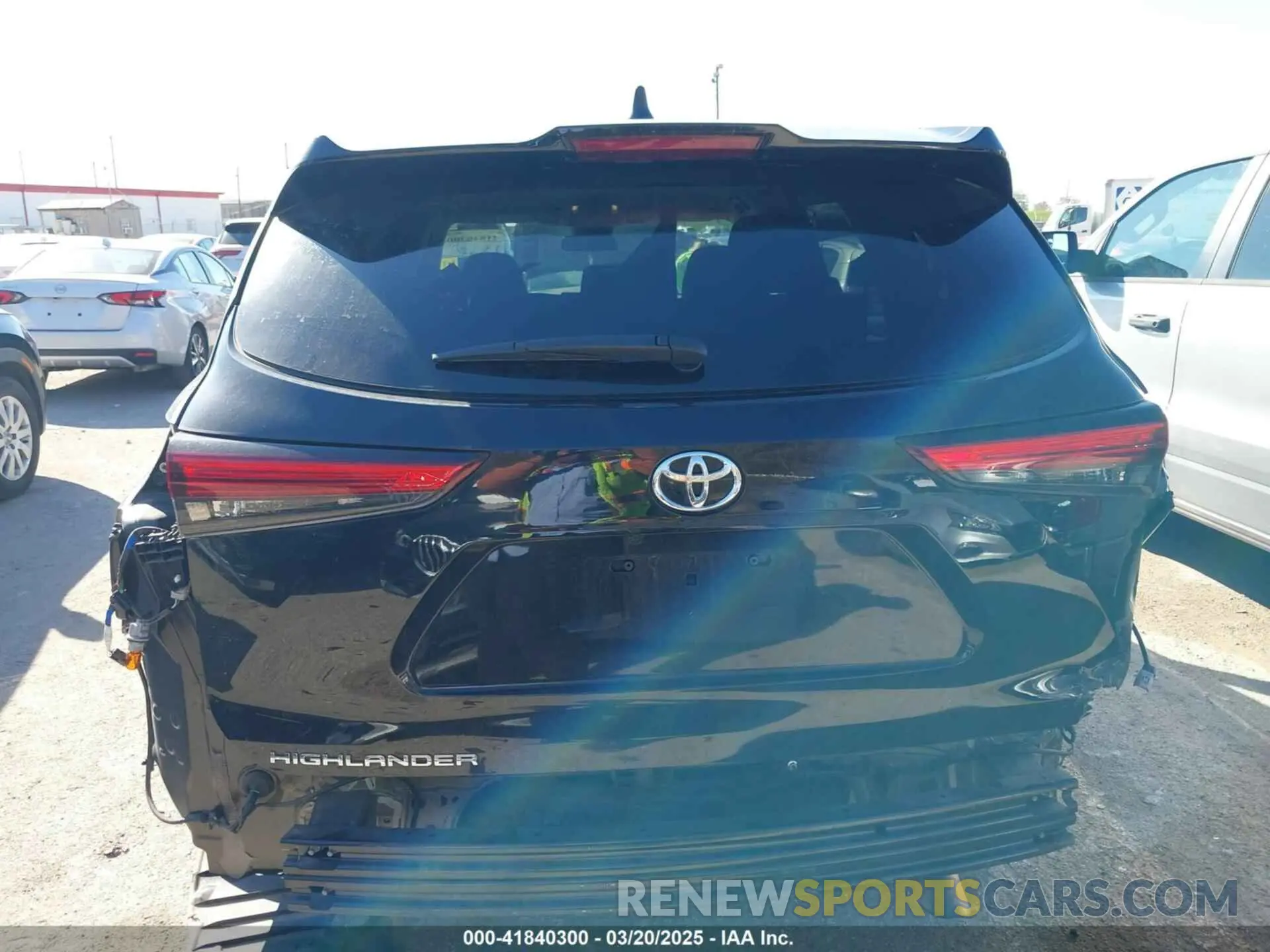 16 Photograph of a damaged car 5TDKDRAH9PS046701 TOYOTA HIGHLANDER 2023