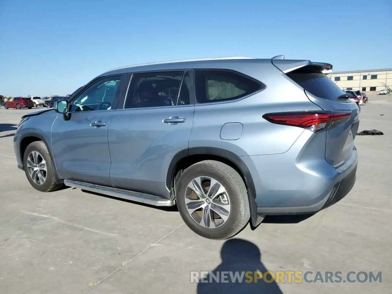 2 Photograph of a damaged car 5TDKDRAH9PS049257 TOYOTA HIGHLANDER 2023