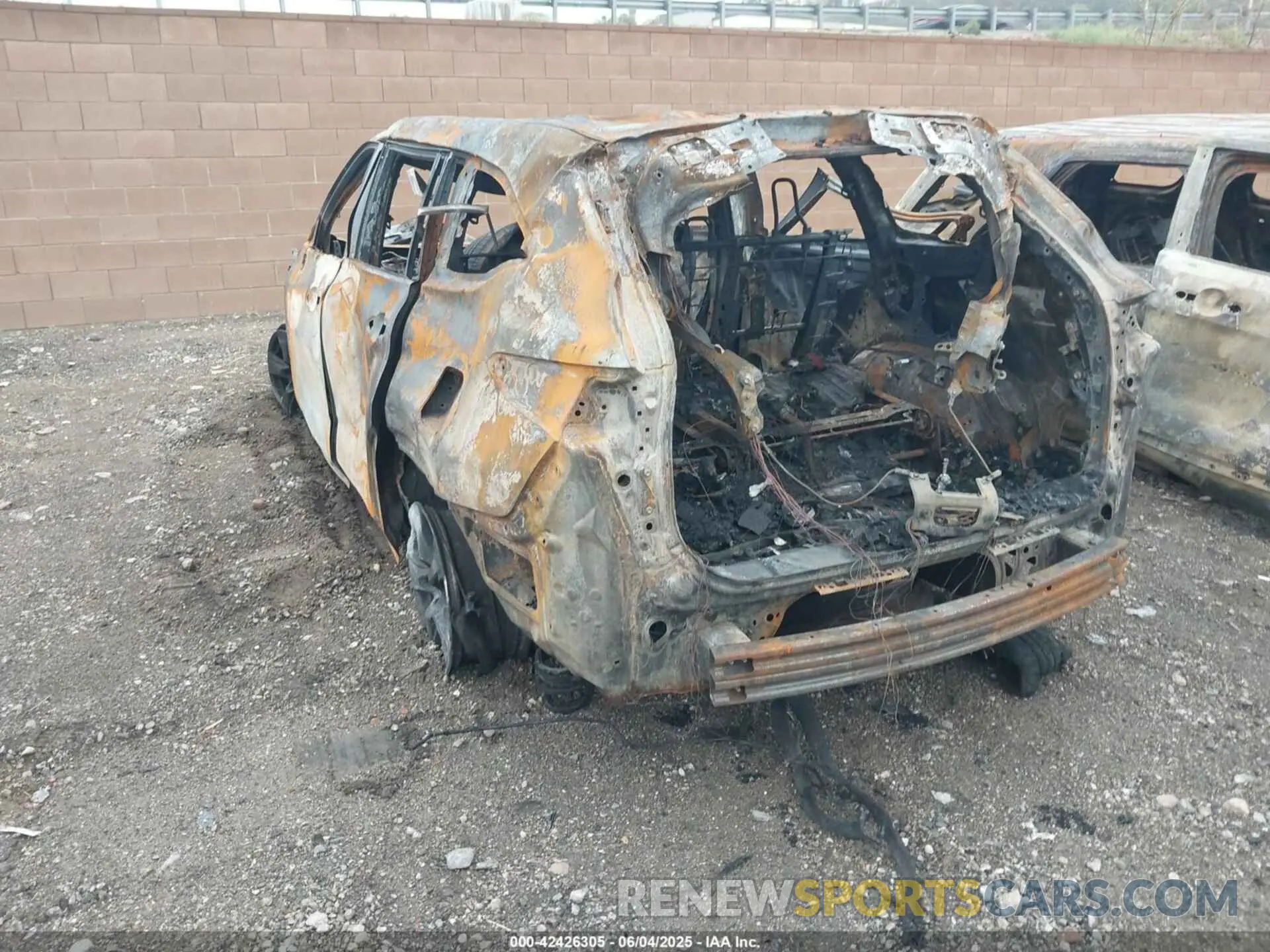3 Photograph of a damaged car 5TDKDRAH9PS510845 TOYOTA HIGHLANDER 2023